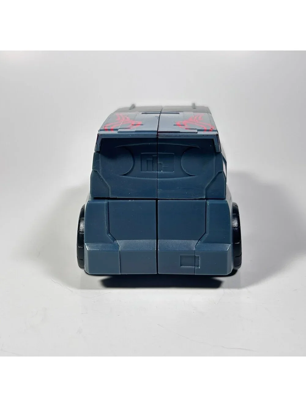 4.5” 2008 Hasbro Transformers Animated Electrostatic Soundwave Figure